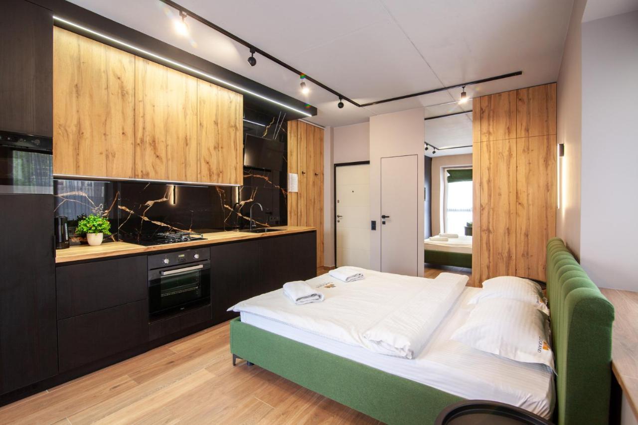 Leogrand Apartments On Shevchenka 38-1 Лвив Екстериор снимка